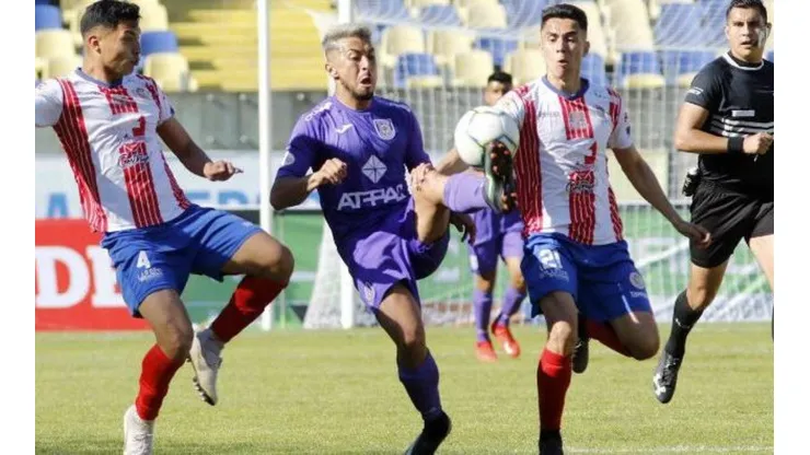 Deportes Concepción y Deportes Limache se enfrentan por el paso a Segunda División.