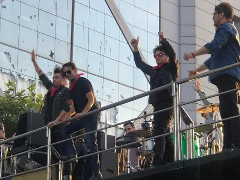 La reunión de Los Bunkers en la Plaza de la Dignidad