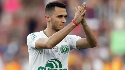 Sobreviviente de la tragedia de Chapecoense anuncia su retiro del fútbol