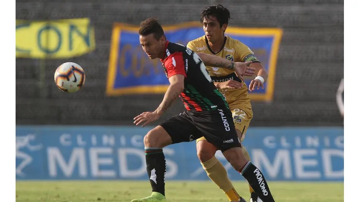 Roberto Gutiérrez: "Me siento cómodo aguantando el balón, creo que en eso soy el mejor del fútbol chileno"