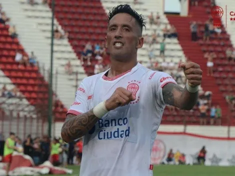 Riquelme pone a Lucas Barrios en la lista de refuerzos de Boca