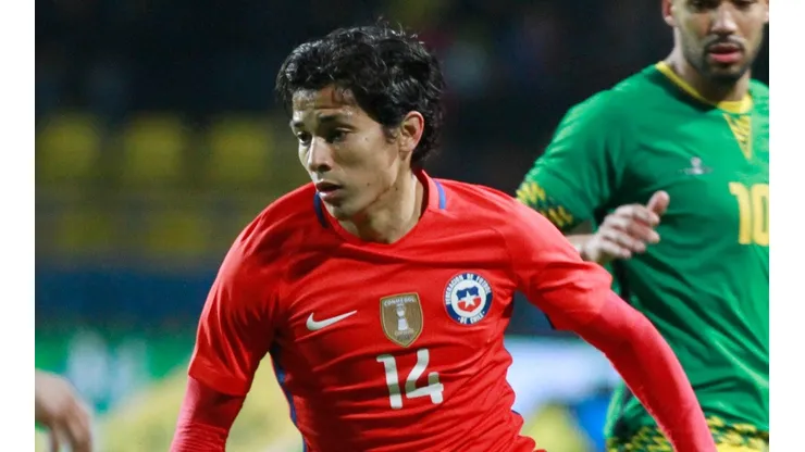 Matías Fernández está cerca de regresar a Colo Colo.
