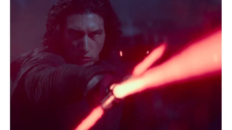 Kylo Ren se encuentra con el Emperador en spot de "Star Wars"