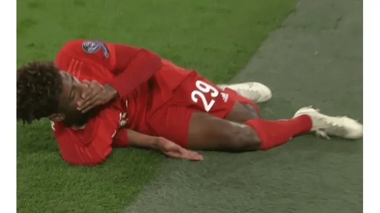 El momento donde Coman se lesiona.
