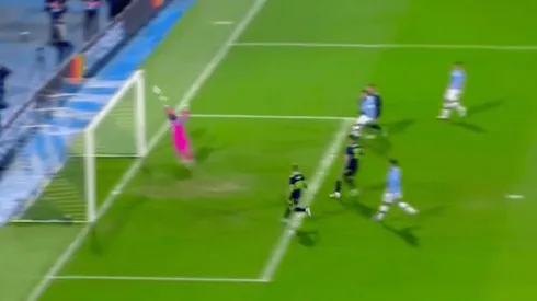 Claudio Bravo no logra evitar la apertura de la cuenta del Dinamo Zagreb