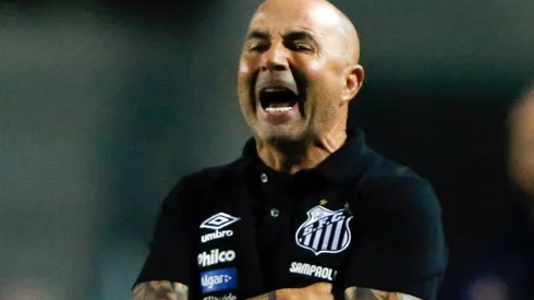 Sampaoli se agarró con el Santos.