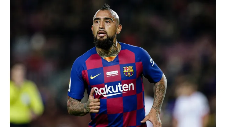 Vidal se queda en el Barça a menos que llegue una oferta "monstruosa"
