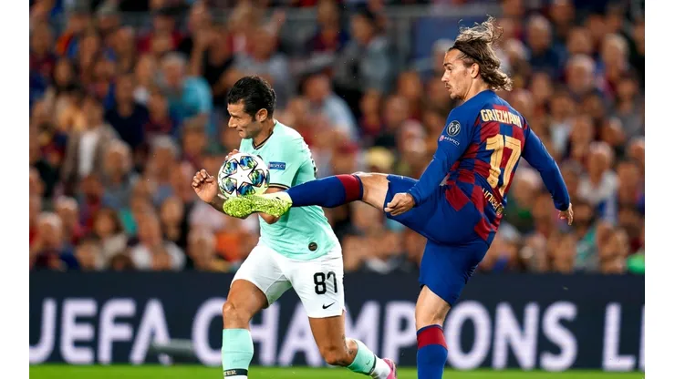 Barcelona e Inter de Milán animan otro de los partidos de la UEFA Champions League de este martes.