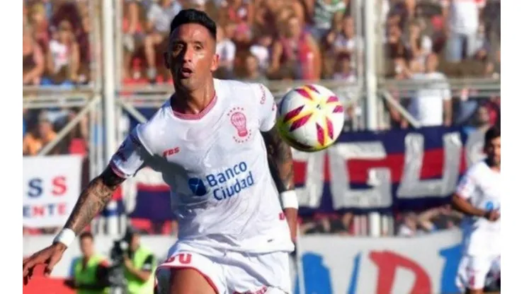 Lucas Barrios anotó un gol en todo el segundo semestre