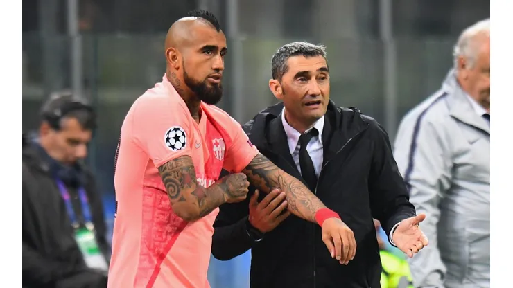 Arturo Vidal ha expresado incomodidad por su suplencia en el Barcelona