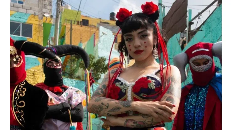 Mon Laferte lanza video para "Plata ta tá"
