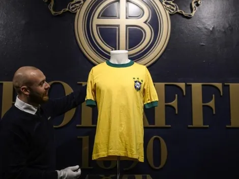 Espectacular subasta vende reliquias de Pelé, Maradona y Jordan