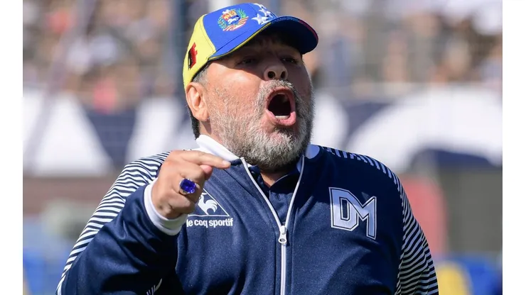 Maradona sigue en Gimnasia.