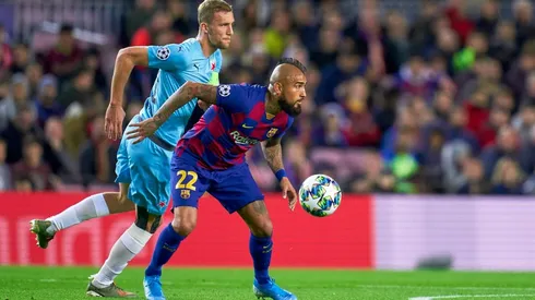 Arturo Vidal puede seguir jugando Champions si se va al Inter