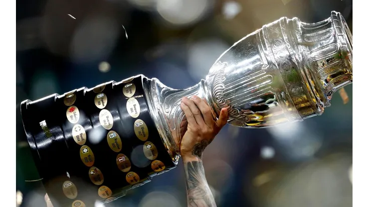 La suerte de la Selección Chilena en la Copa América 2020 se conocerá este martes en Colombia.