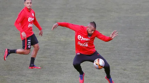 Las grandes glorias del fútbol chileno en el mundo