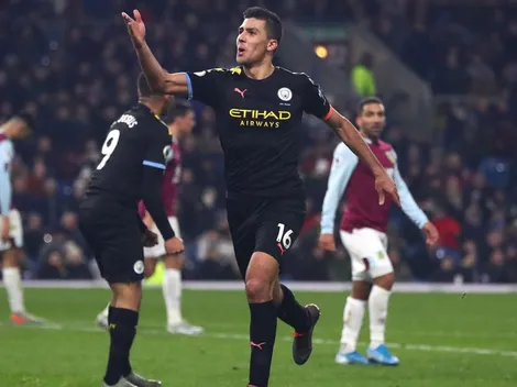 Manchester City golea al Burnley y sube por ahora al segundo lugar