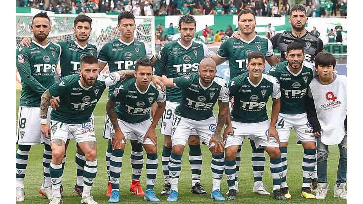 Santiago Wanderers aún debe esperar por si situación.