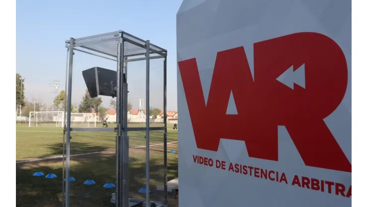 El VAR se estrenará en enero con la Copa Chile