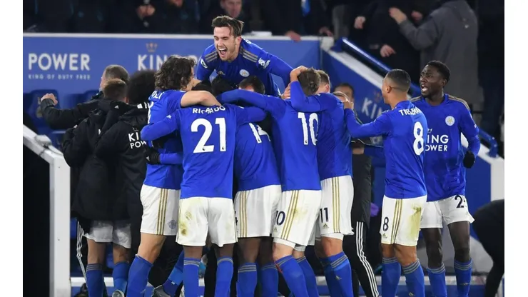 Leicester vence al Everton y es escolta del Liverpool