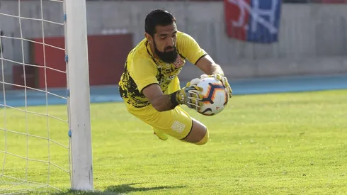 Deschamps deja Curicó y se va a El Salvador.