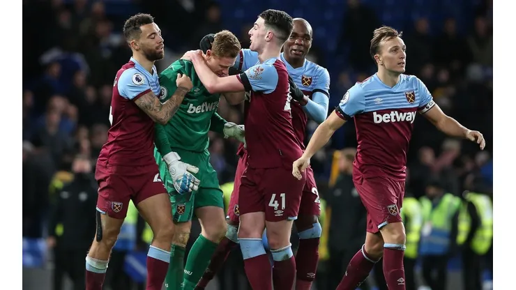 Oxígeno para Pellegrini: West Ham se queda con el cásico de Londres
