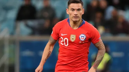 Charles Aránguiz defiende a la Roja y habla de su nueva lesión.