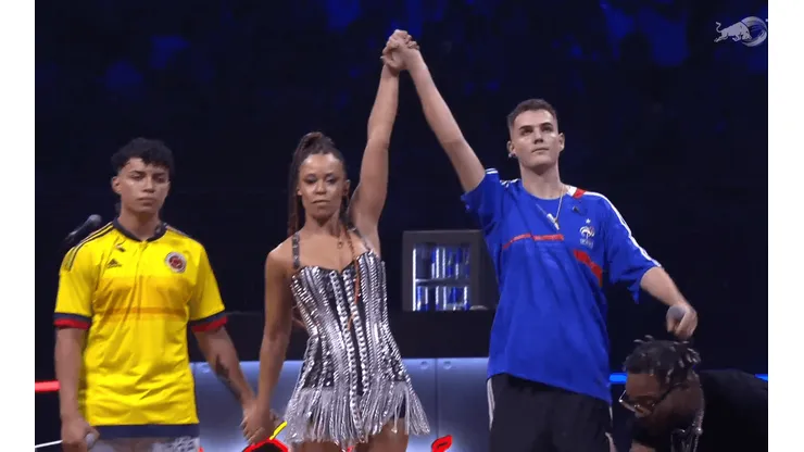 Bnet vence a Valles T y es el campeón Internacional de Batalla de los Gallos