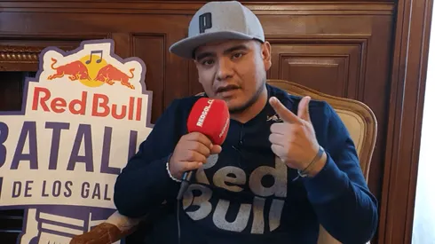 Aczino mandando un mensaje al pueblo de Chile