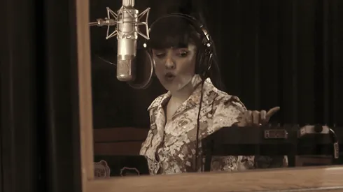 Así se grabó el alabado disco de Mon Laferte