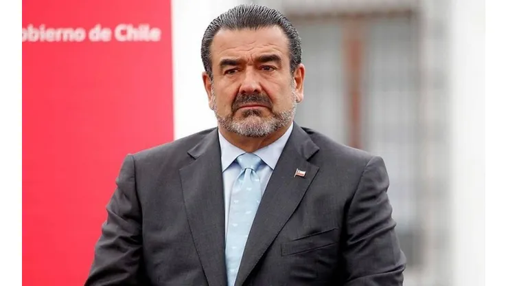 Luksic pide disculpas por darle pantalla a Pérez de Arce