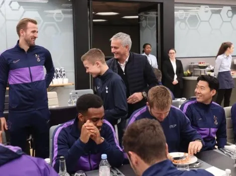 Mou buen corazón: Invita a almorzar a pelotero con el plantel del Tottenham