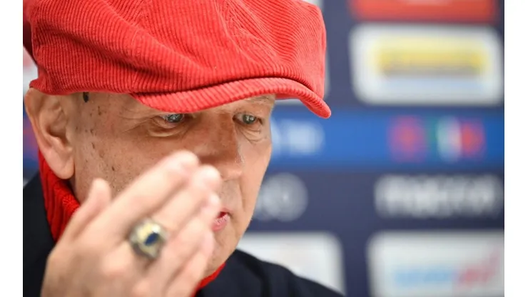 Sinisa Mihajlovic está de vuelta después de superar la leucemia