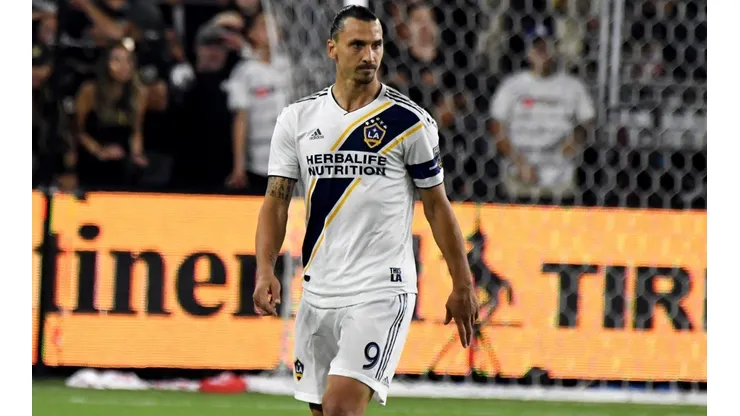 Zlatan denuncia amenazas de muerte.