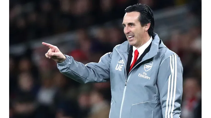 Arsenal comunica que su entrenador Unai Emery se fue de PLR
