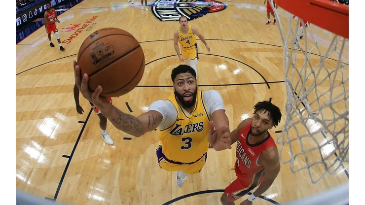 Video | Anthony Davis lleva a los Lakers a su novena victoria consecutiva