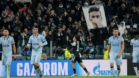 A lo Jorge Aravena: Dybala convierte hermoso tiro libre