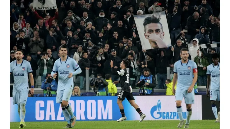 A lo Jorge Aravena: Dybala convierte hermoso tiro libre