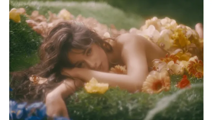 Camila Cabello presenta "Living Proof"