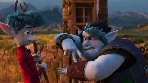 Tom Holland y Chris Pratt le entregan las voces a los protagonistas.