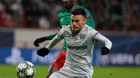 Bayer Leverkusen consigue valioso triunfo en Champions League con Charles Aránguiz como figura