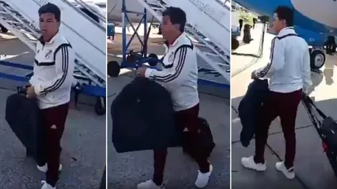 Gallardo al bajarse del avión y ser troleado.