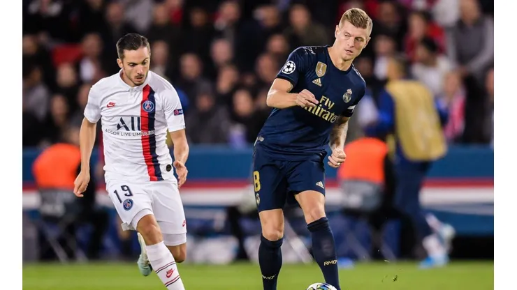 Real Madrid vs París Saint-Germain se enfrentan por la UEFA Champions League.