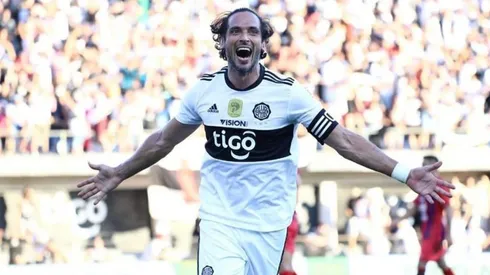 ¡Como el vino! Roque Santa Cruz convierte un póker en clásico paraguayo