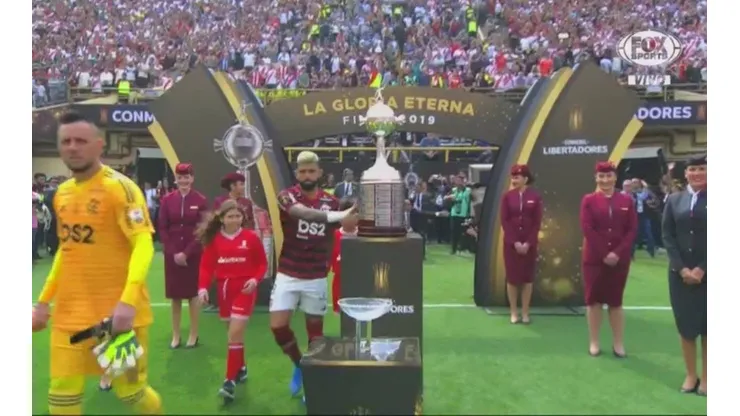 ¡No le teme a nada! Gabigol toca la Copa sin miedo