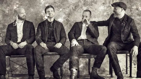 Coldplay sorprende lanzando dos nuevas canciones
