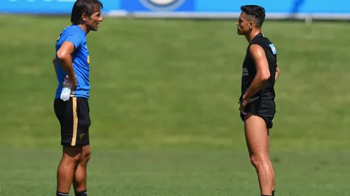 Los 4 consejos sexuales de Antonio Conte para Alexis y sus compañeros