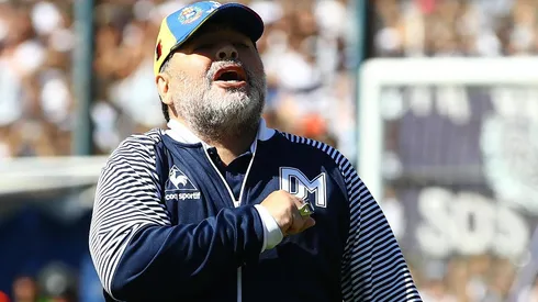 Diego Maradona vuelve a Gimnasia tras su renuncia.