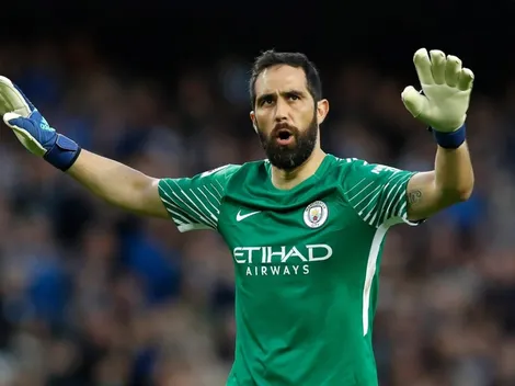 Claudio Bravo tiene tres ofertas para seguir su carrera en la MLS