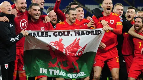 Bale y la polémica bandera.